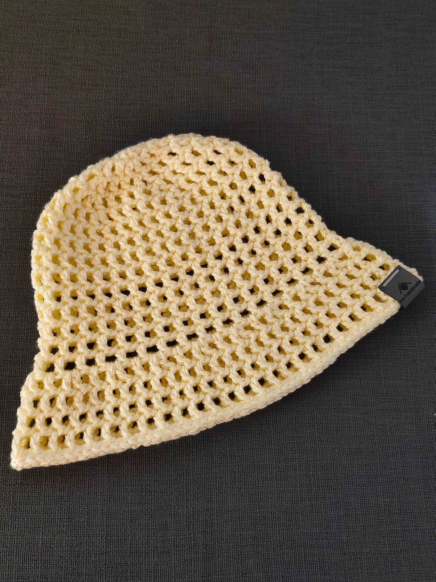 Damen-Sommerhut in Vanille handgehäkelt aus Polyacryl – bw-handmade