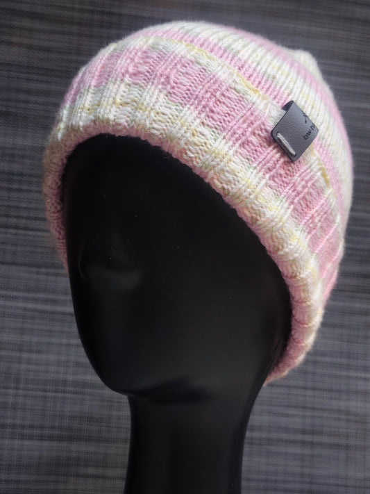 Handgestrickte Kindermütze in Rosa aus Gründl Baby Color – 2–4 Jahre