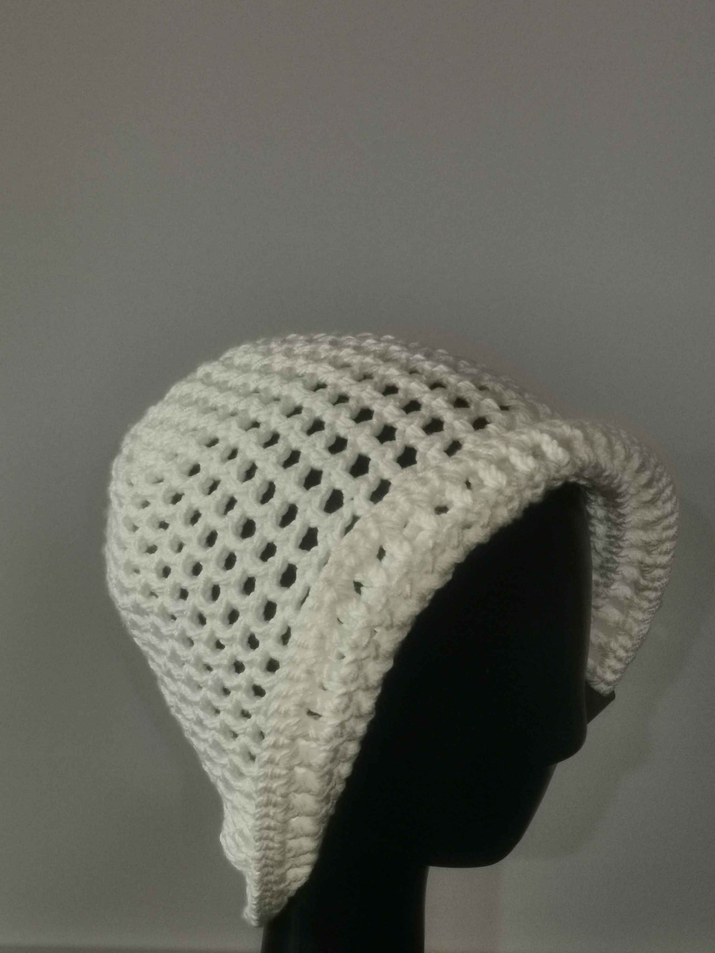 Handgehäkelter weißer Damen Sommerhut aus Baumwolle mit breiter Krempe von bw-handmade